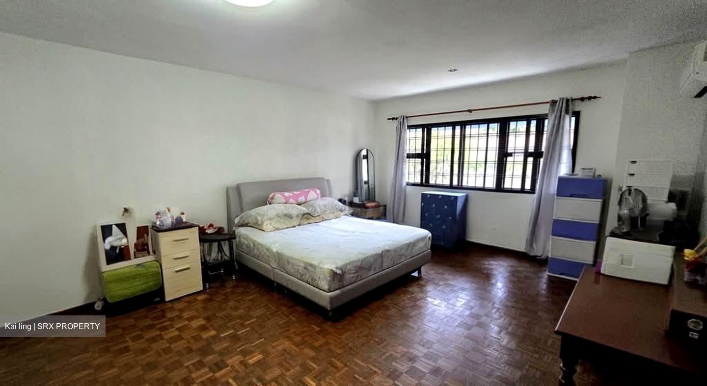 Jambol Walk (D5), Semi-Detached #603429721